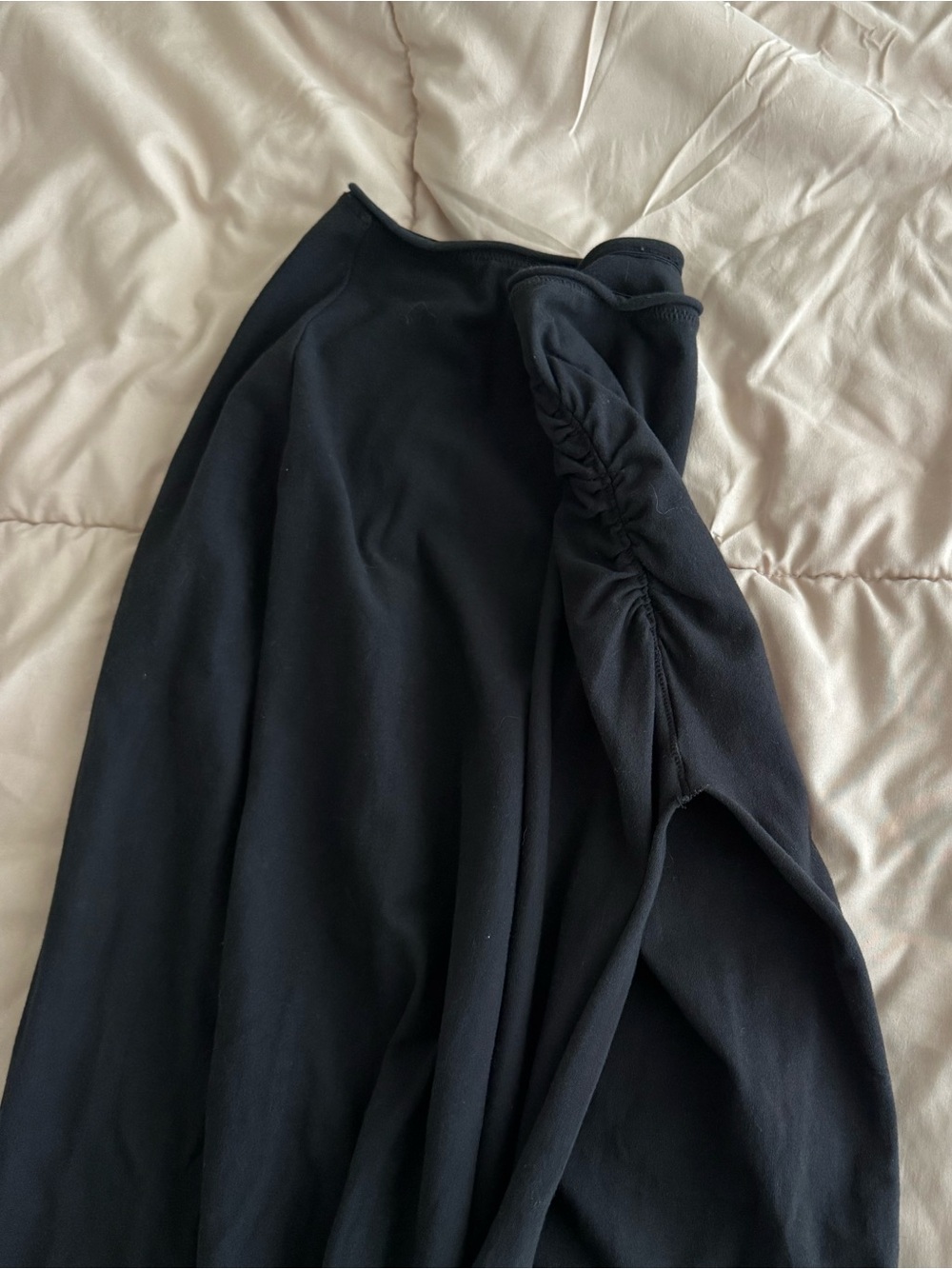Skims raw edge slit long skirt - Picture 4 of 4